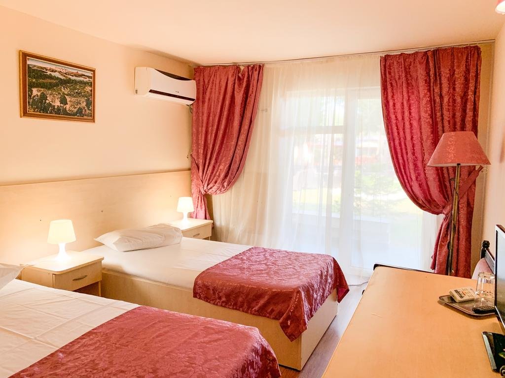 Hotel VOILA MAMAIA - Mamaia