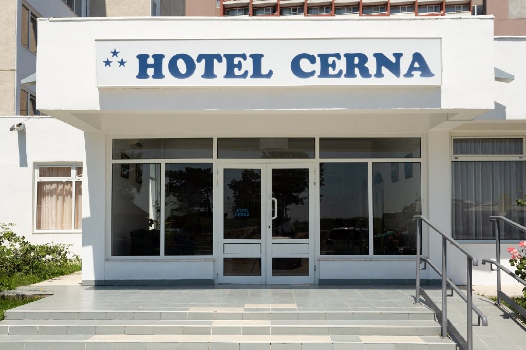 Hotel Cerna - Saturn