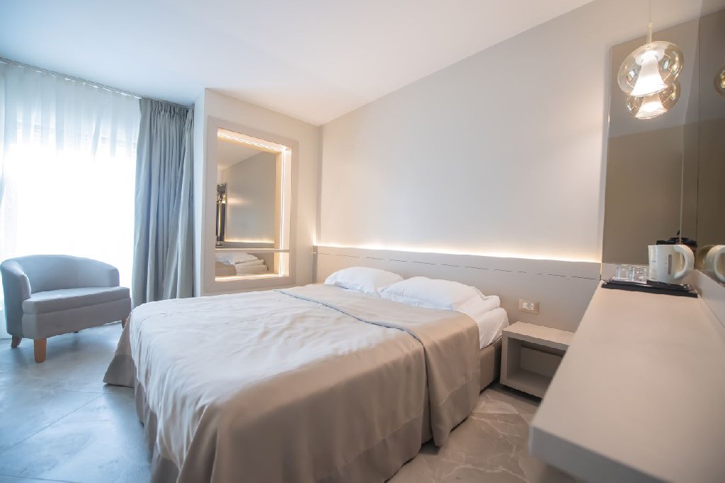Hotel Atena CMP - Saturn
