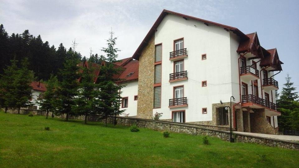 Hotel FLOARE DE COLT  - Bucovina